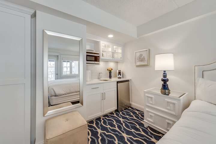 ICONA Cape May