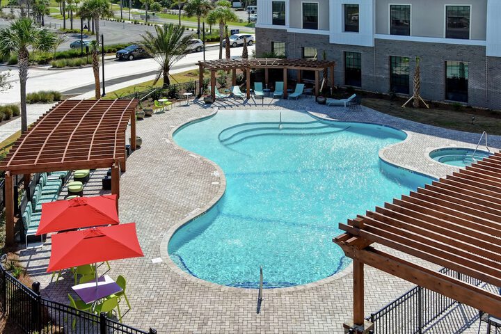Pool 6 of 41