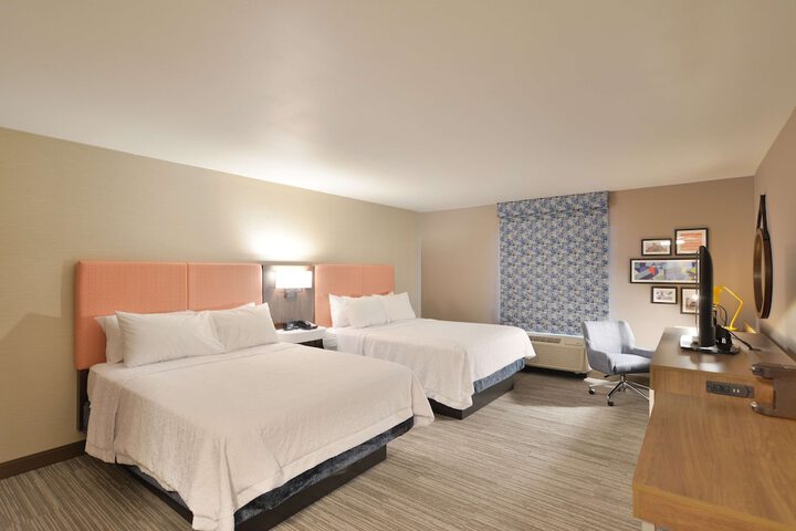 Hampton Inn & Suites Menomonie-UW Stout