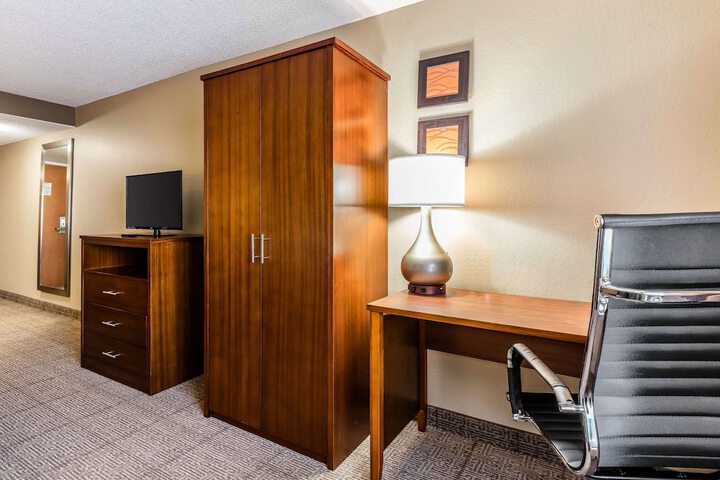 Room 19 of 31