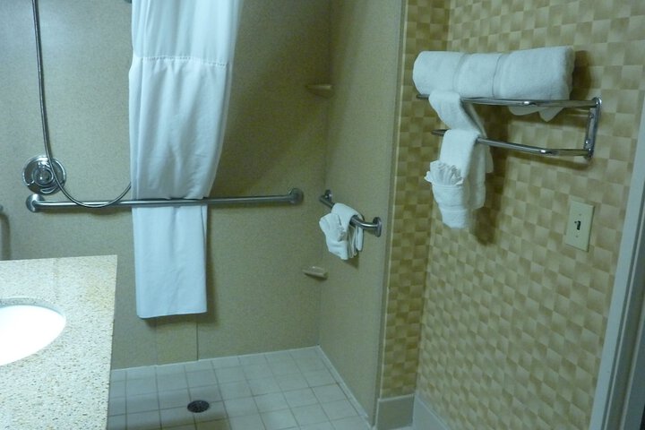 Room 17 of 25