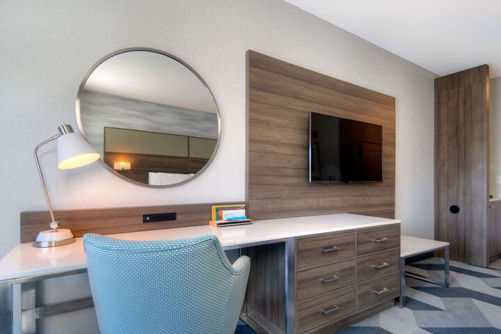 Room 27 of 55