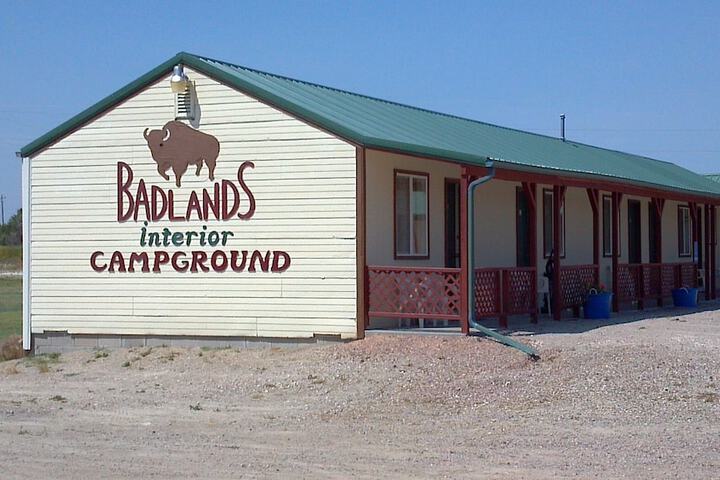 Badlands Hotel and Campground