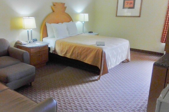 Room 43 of 82