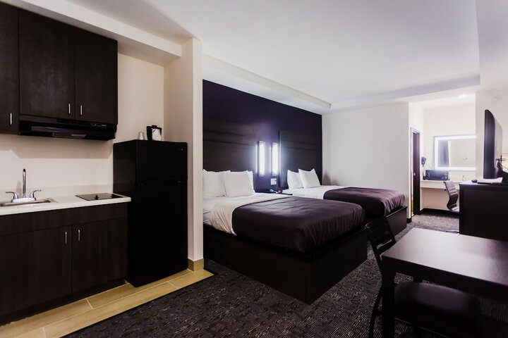 Room 30 of 69