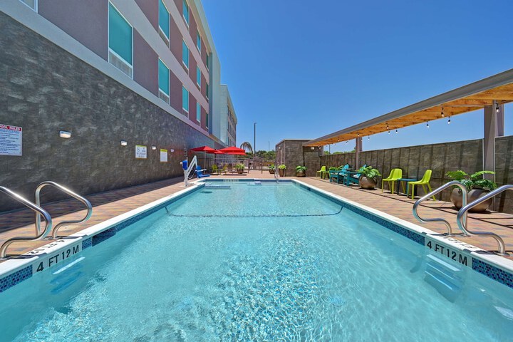 Pool 11 of 56