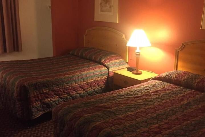 Room 18 of 27