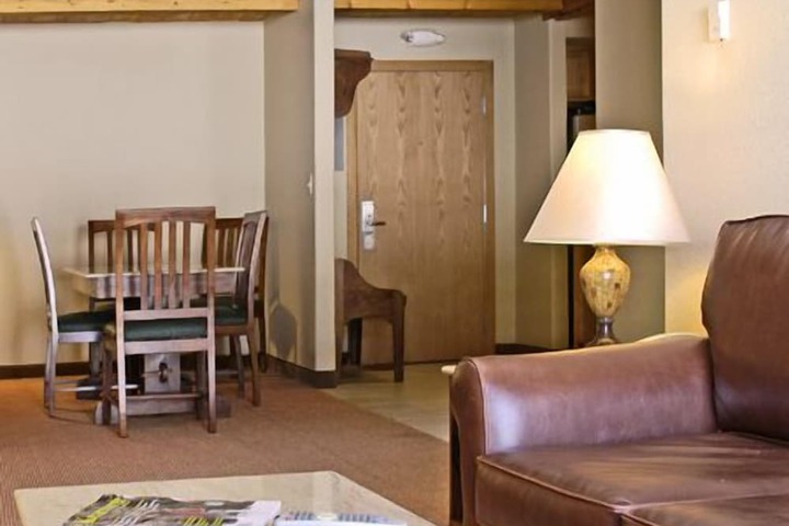 Room 40 of 60