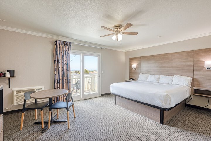 Room 44 of 55