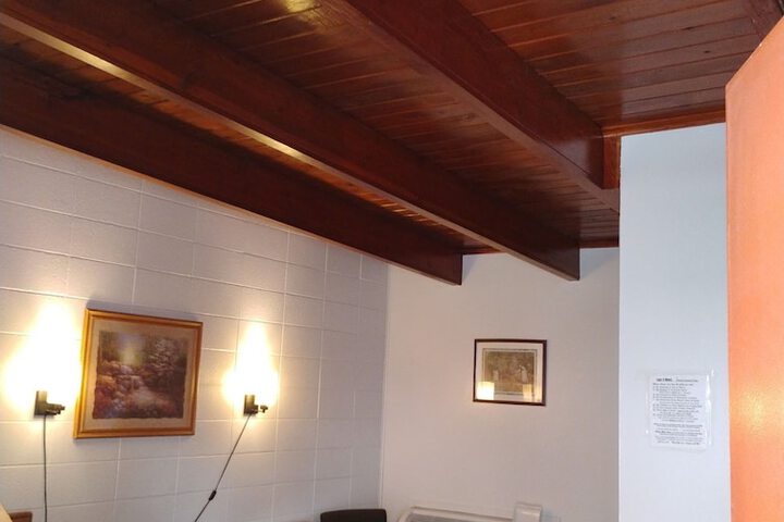 Room 14 of 44