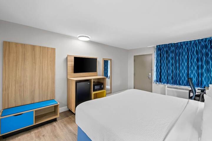 Days Inn by Wyndham Chesapeake