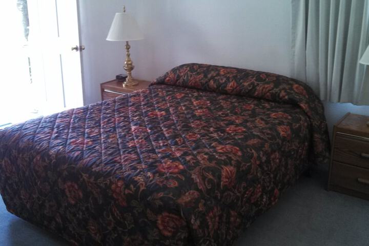 Room 3 of 17