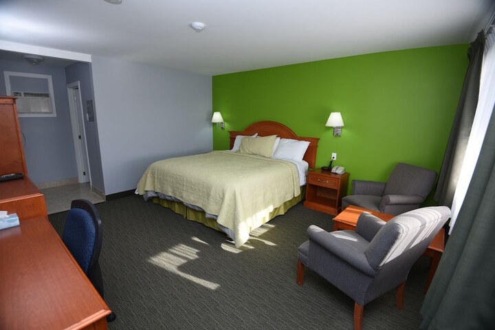 Hotel Interior 10 of 40