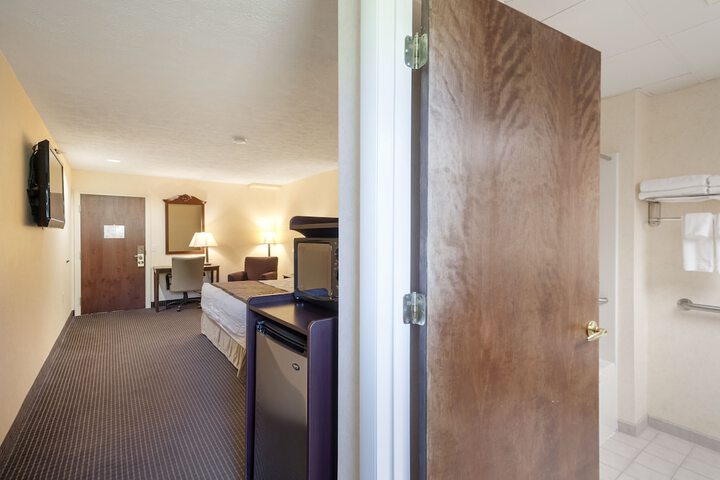 Room 18 of 44