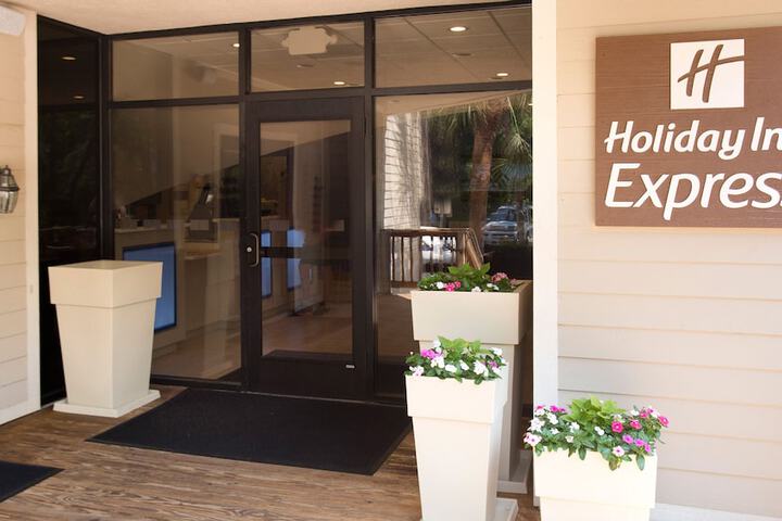 Hotel 14 of 98