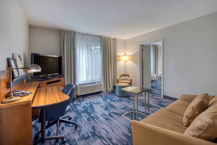 Room 21 of 46