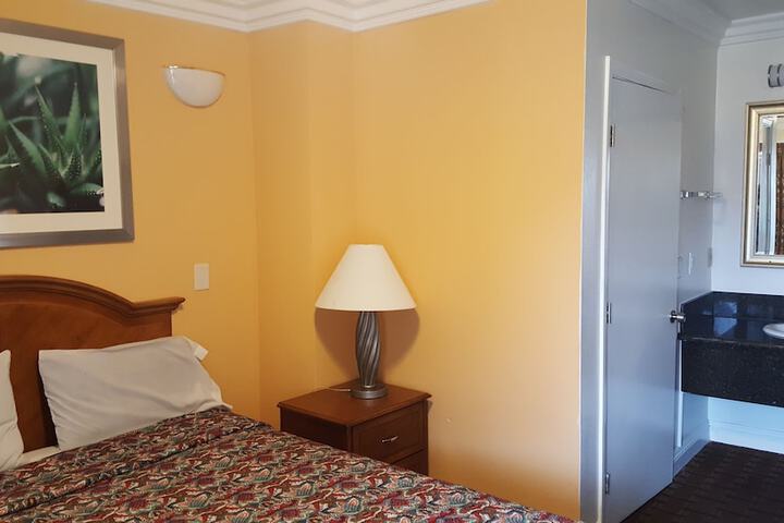 Room 42 of 52