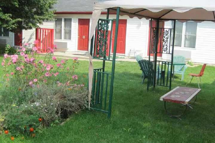 Property Grounds 25 of 29