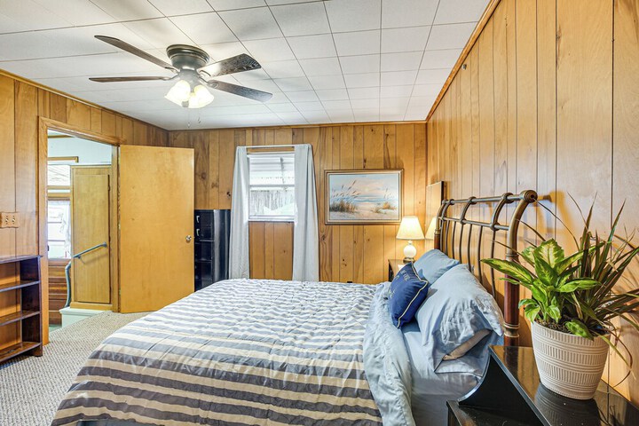 Stay & Play: West Virginia Country Home!
