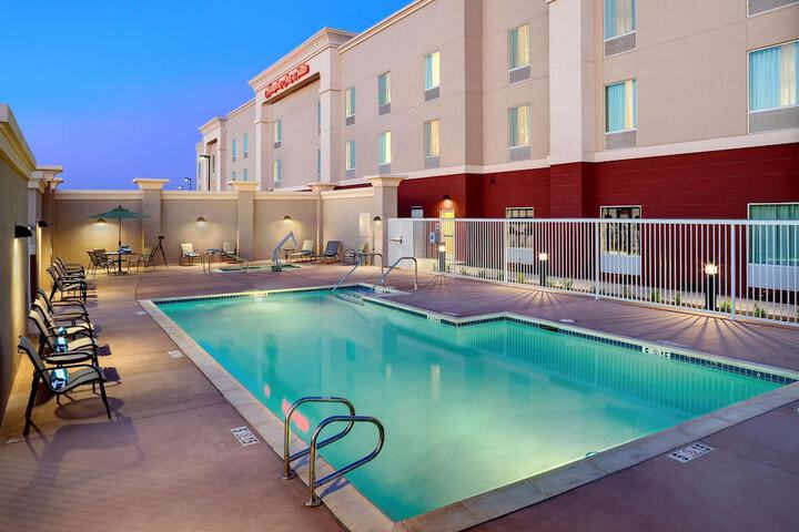 Pool 4 of 32