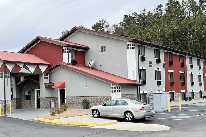 Hotel 3 of 50
