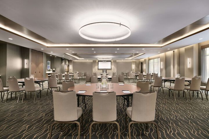 Hotel Interior 10 of 40
