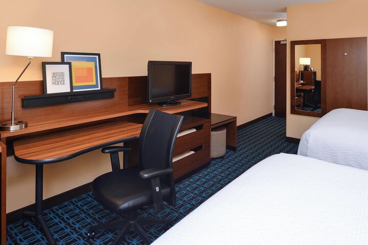Room 14 of 34