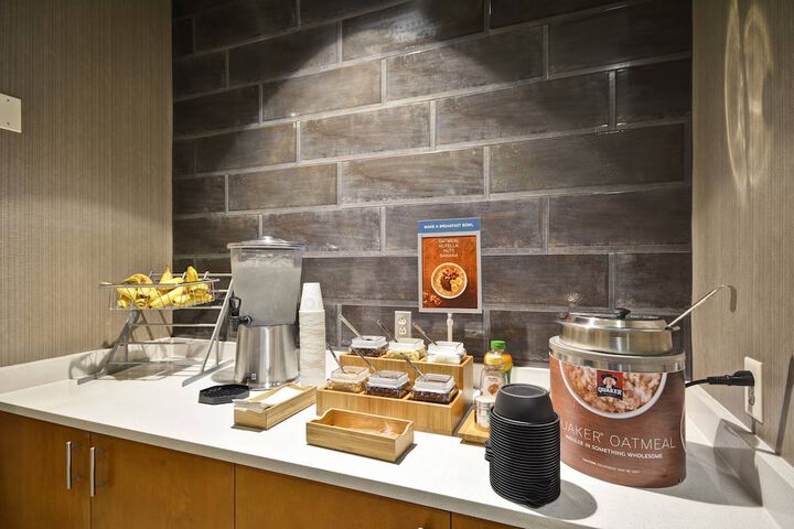 SpringHill Suites by Marriott Indianapolis Airport / Plainfield