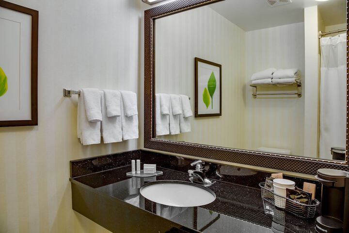 Room 14 of 21