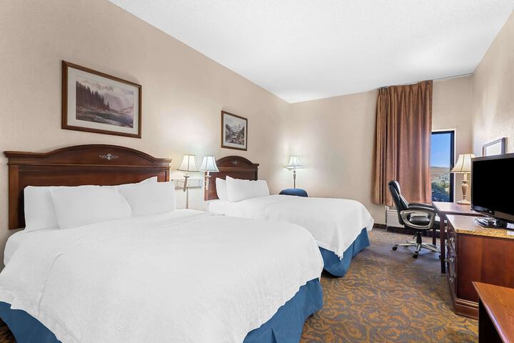 Room 19 of 28