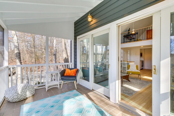 Dreamy Hudson Valley Cottage w / State Park Views