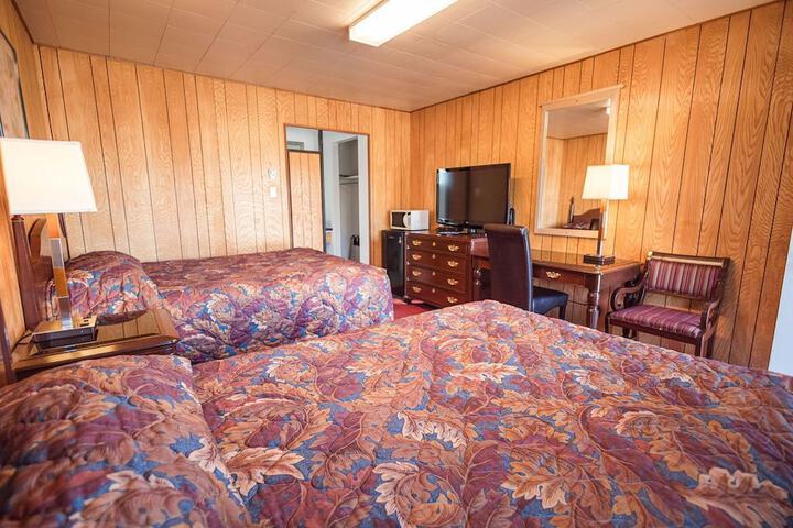 Room 54 of 62