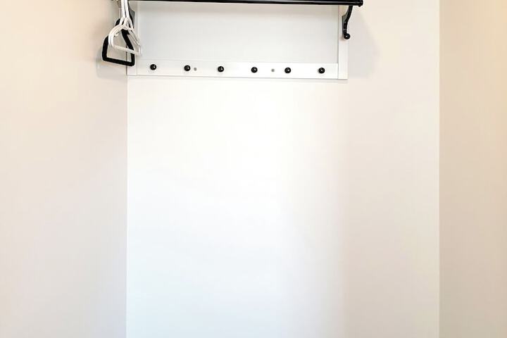 Room 83 of 174