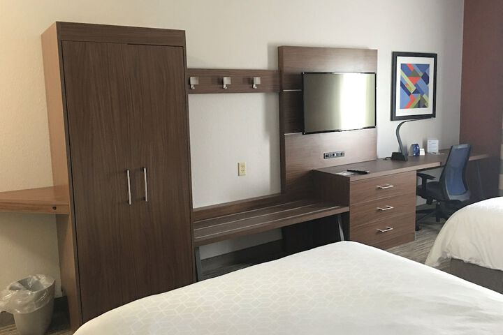 Holiday Inn Express Greensburg by IHG