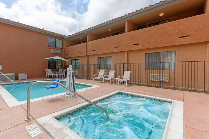 Pool 5 of 55