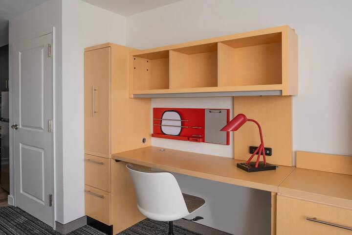 Room 12 of 26