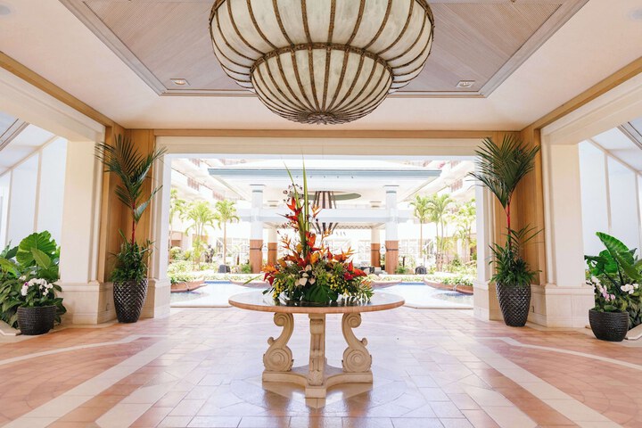 Hotel Interior 49 of 193