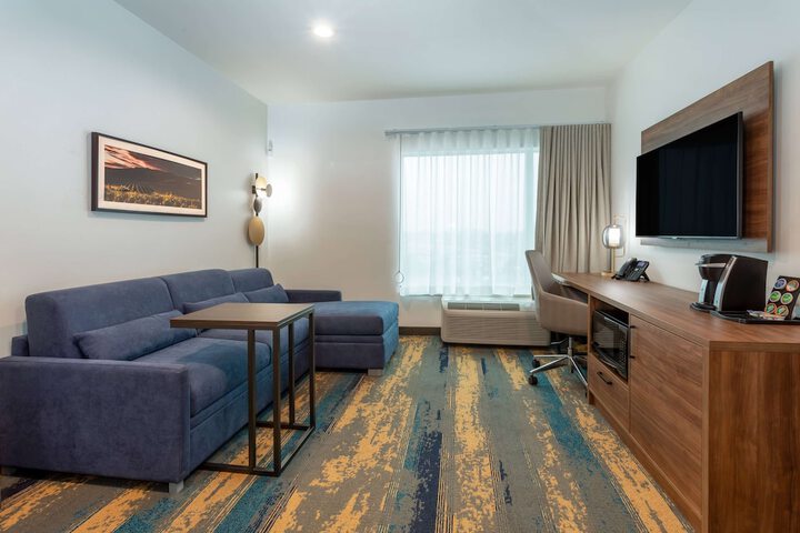 Room 20 of 59