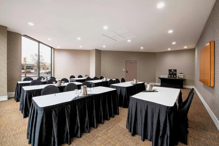 Delta Hotels by Marriott Regina