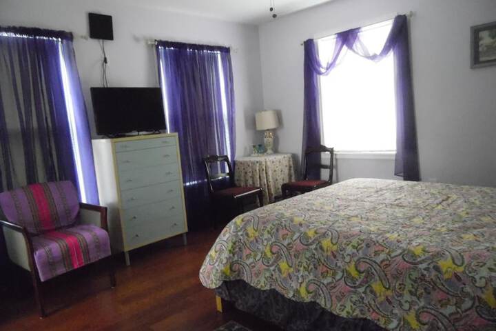 Room 26 of 37
