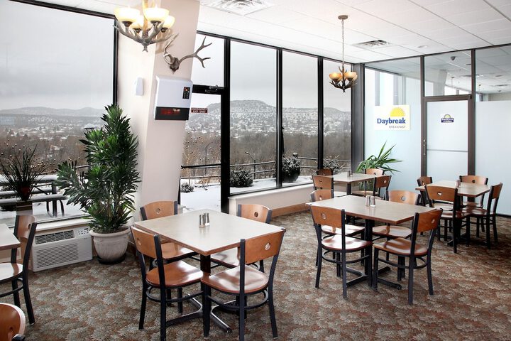 Days Inn & Suites by Wyndham Trinidad
