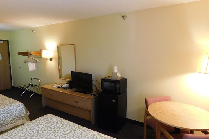 Room 22 of 40