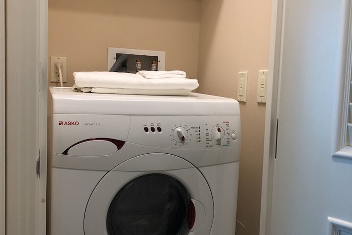 Laundry 48 of 57