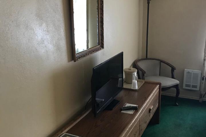 Room 36 of 67