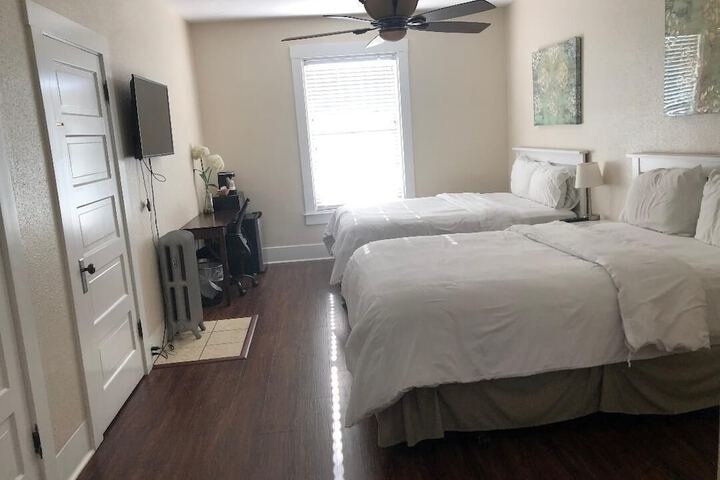 Room 28 of 37