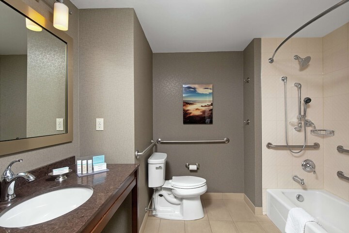 Room 12 of 39
