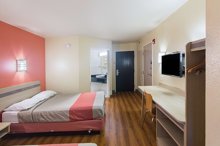 Room 30 of 56