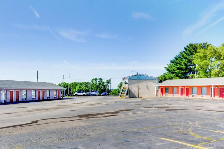 Knights Inn Berea