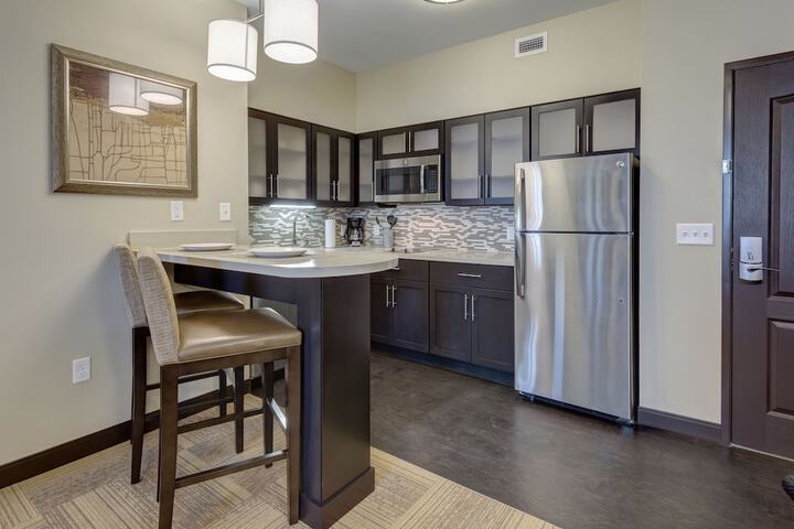 Staybridge Suites St. Louis - Westport by IHG