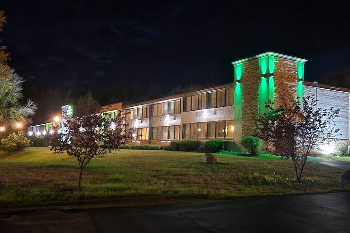 Hotel 2 of 60